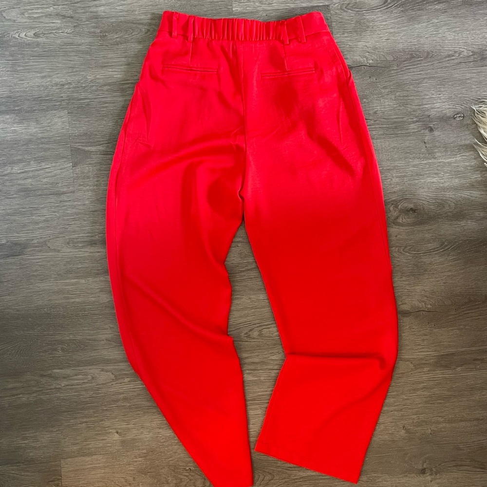 Lulu’s Red High-Waisted Trouser Pants